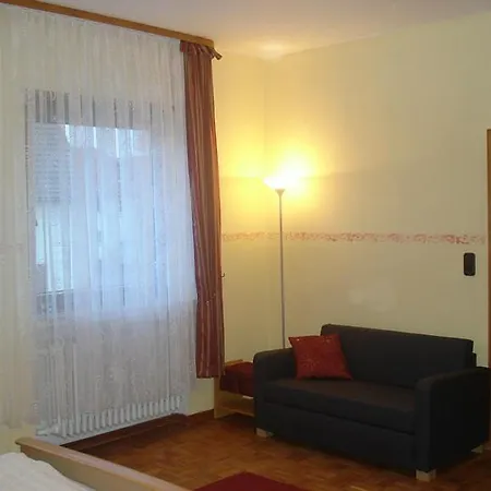 Traditionsgasthof Zum Luedertal 3* Bimbach