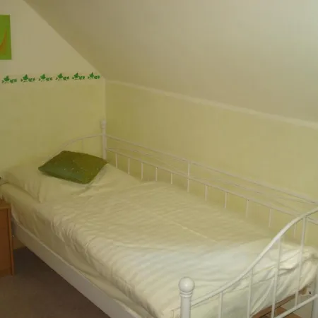 Traditionsgasthof Zum Luedertal Gæstehus