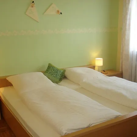 Traditionsgasthof Zum Luedertal בית הארחה