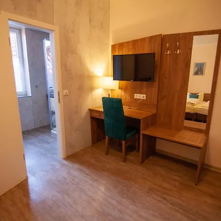 Traditionsgasthof Zum Luedertal 3*